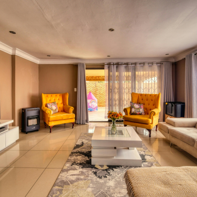 pexels-alexander-f-ungerer-157458816-30705319